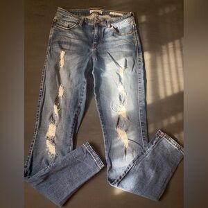 Mid-rise ripped jeans